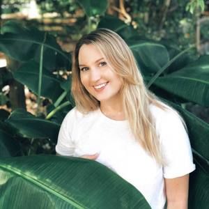 Meet your Posher, Rae